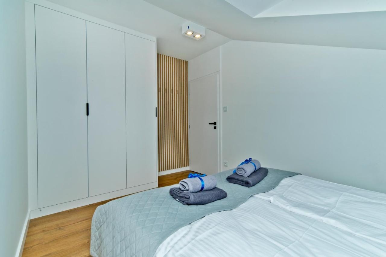 Blueapart Apartland Residence ヤスタルニャ エクステリア 写真