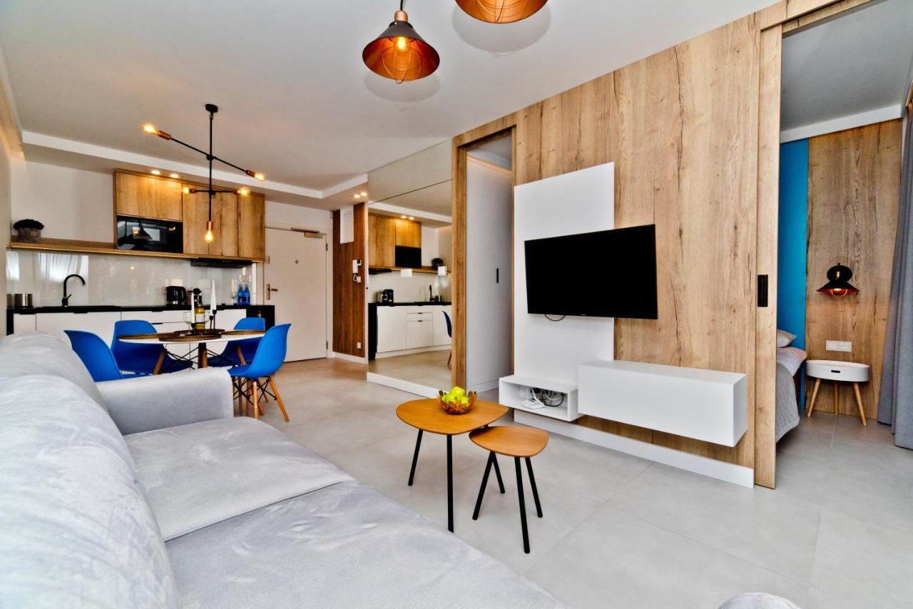 Blueapart Apartland Residence ヤスタルニャ エクステリア 写真