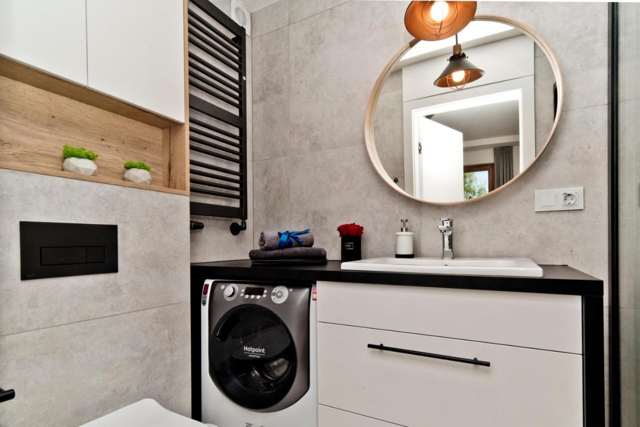 Blueapart Apartland Residence ヤスタルニャ エクステリア 写真