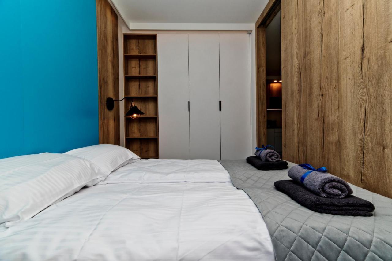 Blueapart Apartland Residence ヤスタルニャ エクステリア 写真