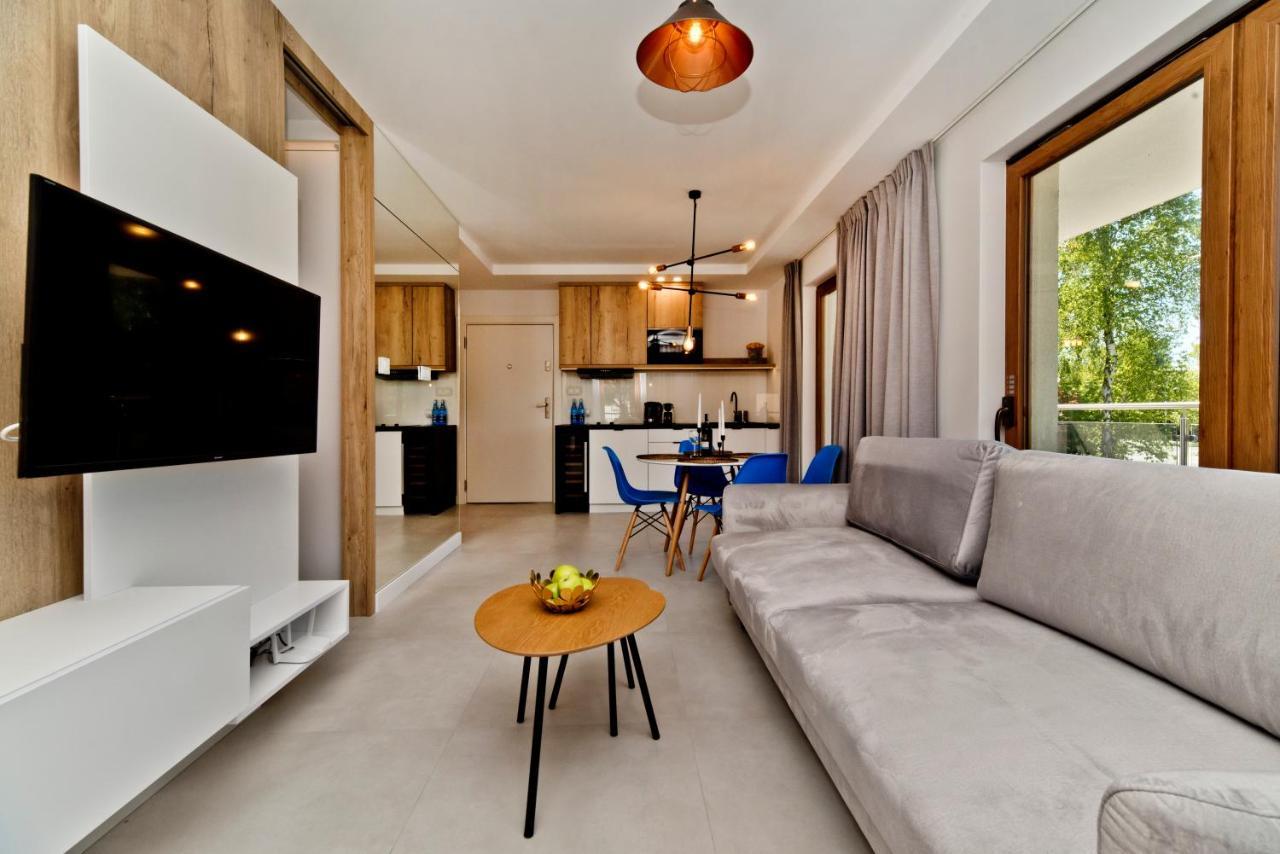 Blueapart Apartland Residence ヤスタルニャ エクステリア 写真