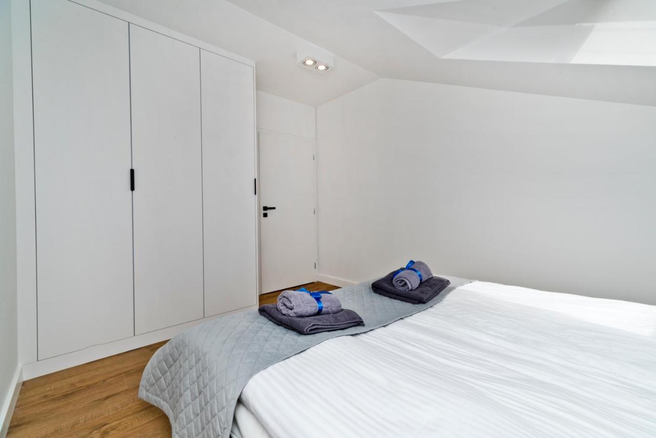 Blueapart Apartland Residence ヤスタルニャ エクステリア 写真